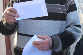 Seniorii orașului, premiați pentru contribuția pe care au avut-o la viața comunității 14