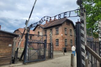 Amintiri din infern. 80 de ani de la eliberarea lagărului de la Auschwitz 20230513 161258 1707x1280 1