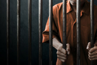 Doi bărbați au fost încarcerați în Penitenciarul Poarta Albă. Iată ce infracțiuni au săvârșit 62397915