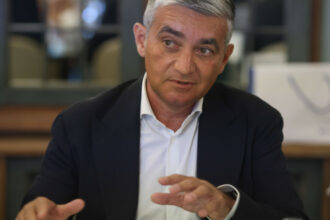Primarul orașului Sinaia, Vlad Oprea, plasat sub control judiciar pe cauțiune Vlad Oprea
