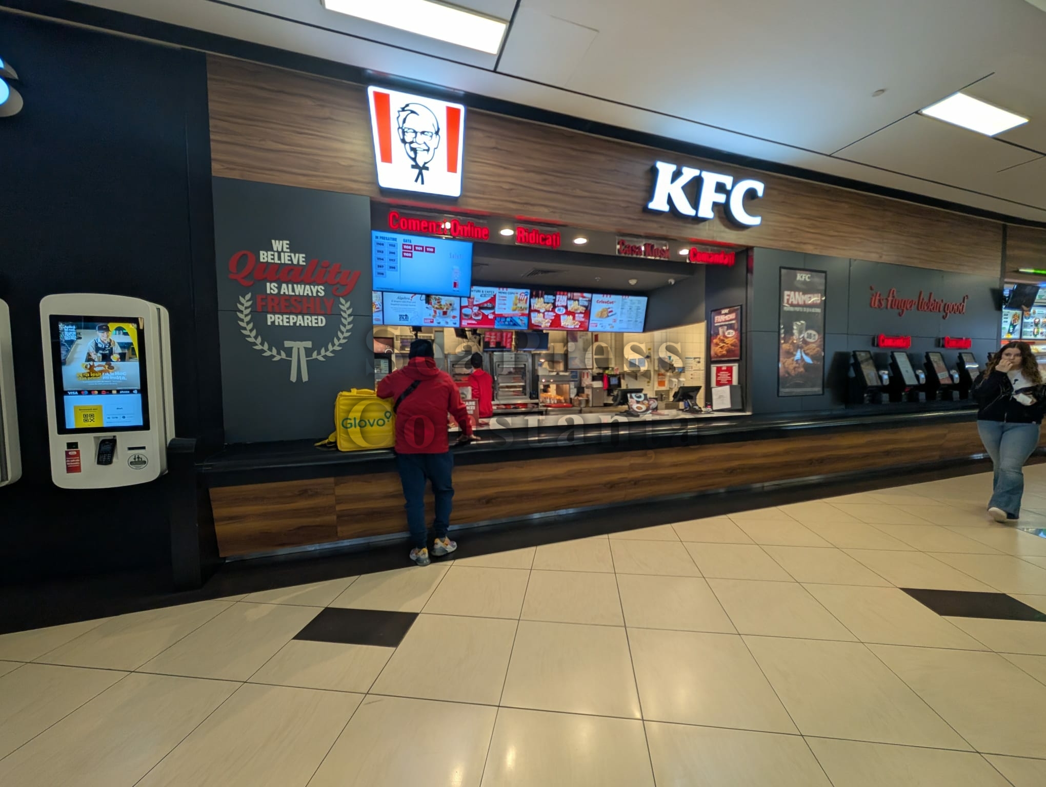 DSVSA a descins la restaurantul KFC din City Park Mall VIDEO 43c735cc 56df 47d5 8ce7 4fd9acd2af33 1