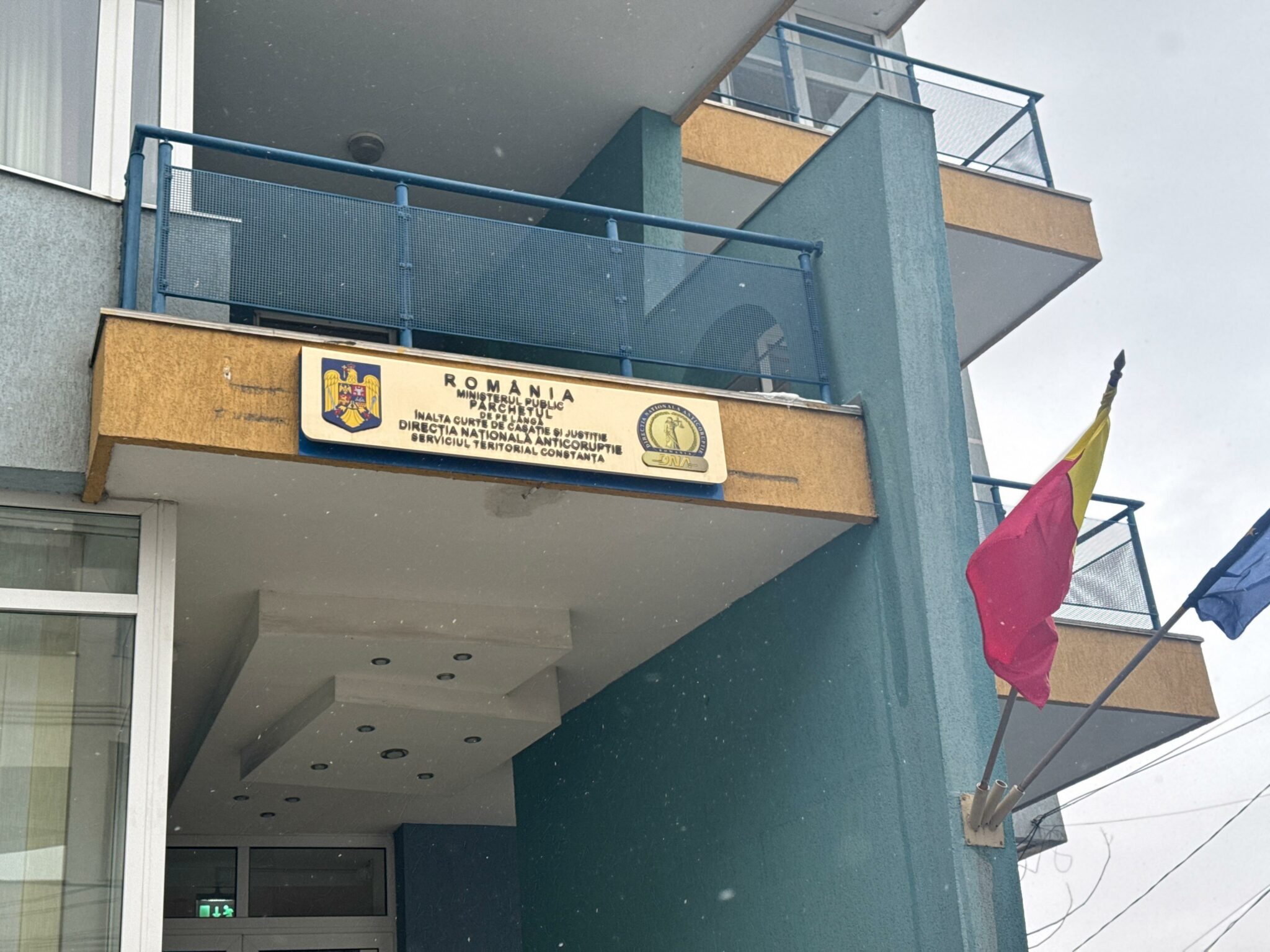 Bombă! Se redeschide urmărirea penală într-un dosar DNA Constanța/ Cine sunt „aleșii” procurorilor / Legături cu suspecți din dosarul „Mită în Port” Imagine WhatsApp 2025 02 18 la 14.52.46 ff9fc054