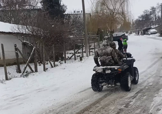 Poliția caută conducătorii de ATV care au pus în pericol copiii care erau la derdeluș în Lipnița Screenshot 2025 02 17 193037