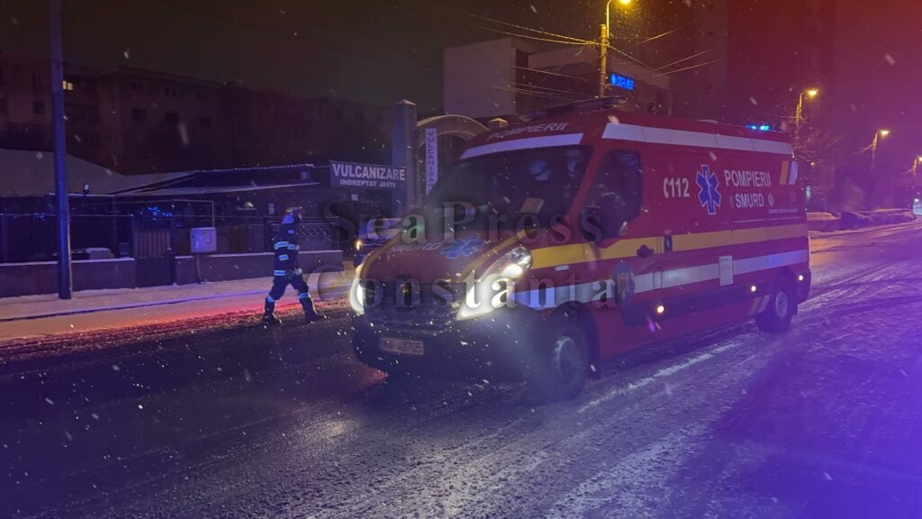 FOTO VIDEO Un copil de 15 ani se zbate între viață și moarte în urma unui accident la Cora Brătianu, Constanța / Acesta a sustras mașina familiei UPDATE WhatsApp Image 2025 02 16 at 04.22.04 2