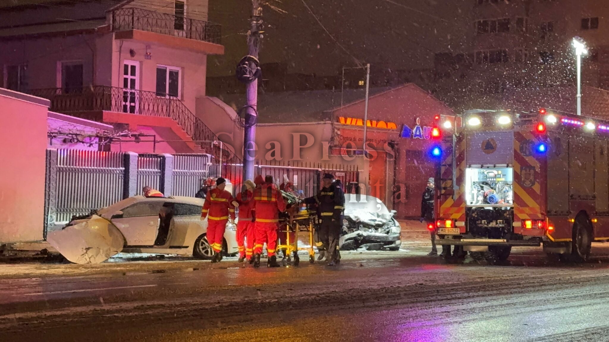 FOTO VIDEO Un copil de 15 ani se zbate între viață și moarte în urma unui accident la Cora Brătianu, Constanța / Acesta a sustras mașina familiei UPDATE WhatsApp Image 2025 02 16 at 04.38.52