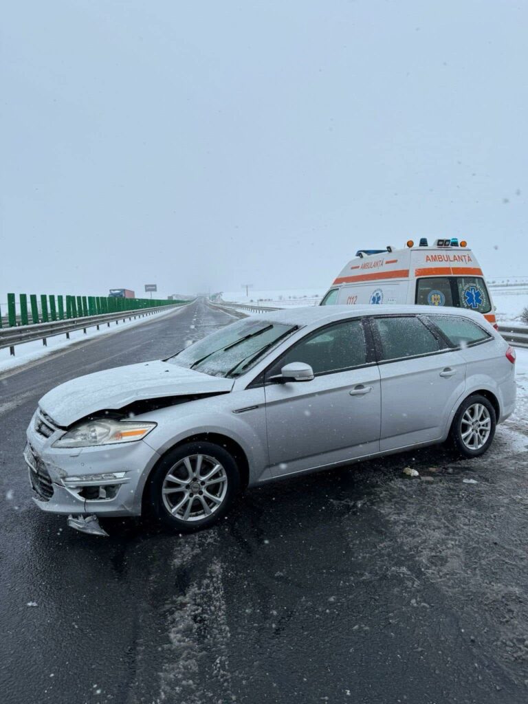 FOTO Accident pe autostrada A2, sensul de mers spre Constanța WhatsApp Image 2025 02 16 at 09.42.33