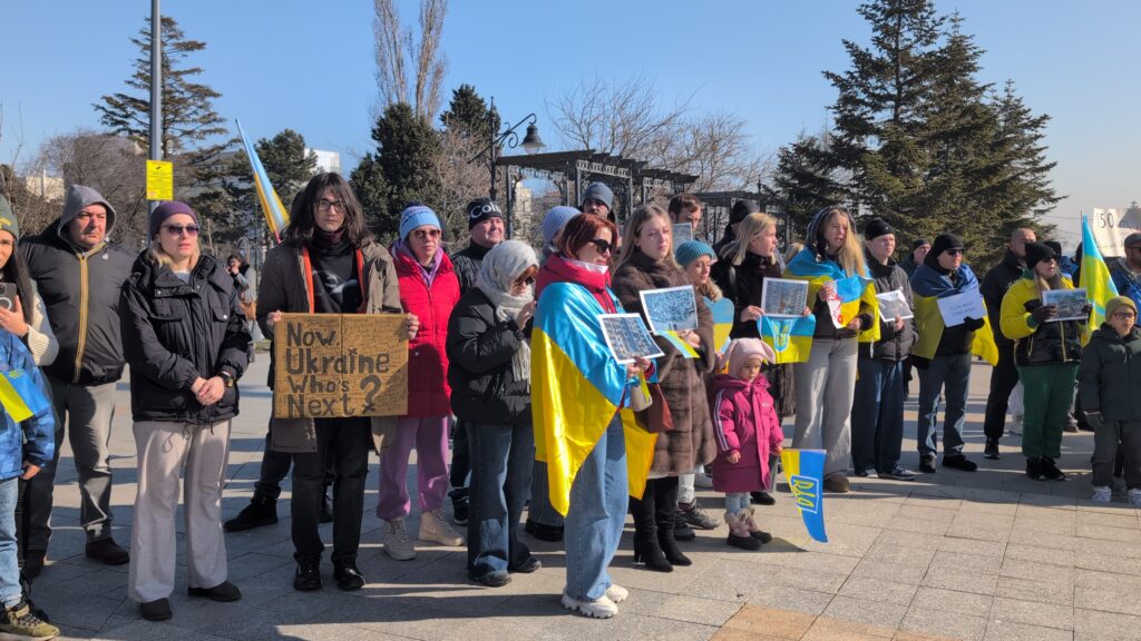 FOTO VIDEO Protest pentru Ucraina, în Parcul Arheologic din Constanța, la trei ani de la invazie WhatsApp Image 2025 02 23 at 14.23.28