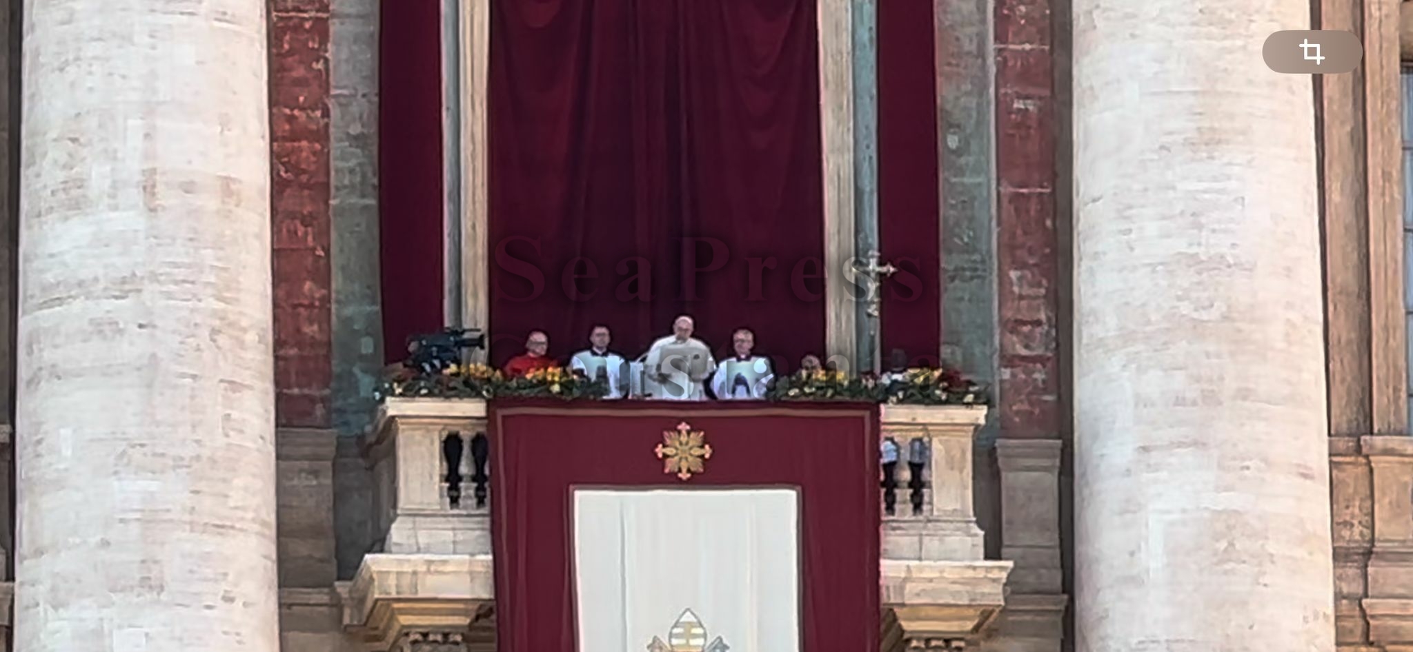 Papa Francisc a transmis un mesaj de pe patul de spital: Vă cer să vă rugați pentru mine WhatsApp Image 2025 02 23 at 15.25.00