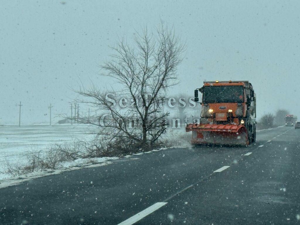 FOTO VIDEO Iarna își arată frumusețea, dar și forța, în județul Constanța b358674d 8f4f 41ab ae3c 5cd2602fcc90