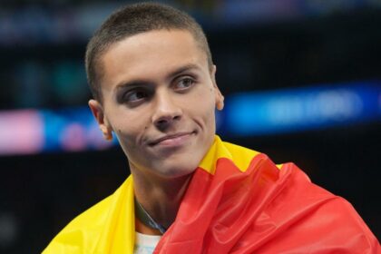 David Popovici se pregăteşte de prima competiţie oficială din 2025 / Iată când începe david popovici a obtinut ordin de protectie impotriva vecinului de bloc care l a amenintat ce a decis instanta 949986