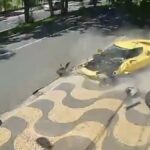 Momentul în care angajatul unui showroom auto face praf un Ferrari, după ce intră cu viteză într-un gard VIDEO ferrari x