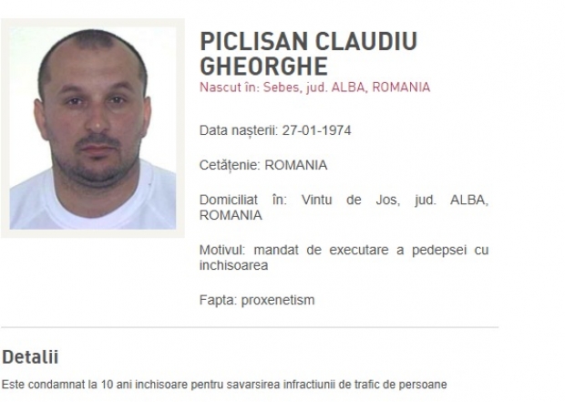 Doi fugari condamnați au fost aduși sub escortă în România / Unul dintre ei era căutat de 15 ani pentru trafic de persoane piclisan