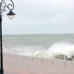 Meteorologii au emis o avertizare cod galben de intensificări ale vântului pentru municipiul Constanța vant Constanta cod galben