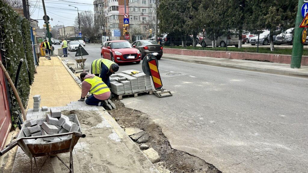 Lucrări de recondiționare a carosabilului pe un tronson al străzii Baba Novac/ Trafic restricționat 1 2 3