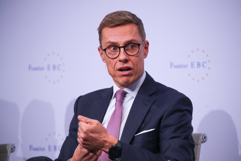 Ce garanții de securitate propune Finlanda pentru Ucraina: Să devină automat membră a NATO dacă Rusia o atacă iar Alexander Stubb