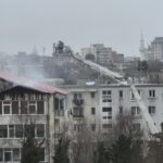 FOTO VIDEO Incendiu la mansanda unui bloc cu 4 etaje de pe strada Horia Agarici, județul Constanța / 25 de persoane evacuate UPDATE WhatsApp Image 2025 03 01 at 15.29.26