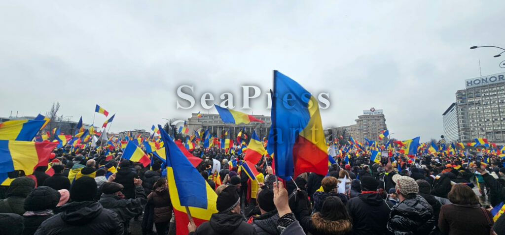 FOTO VIDEO Constănțenii, prezenți la protestul AUR de susținere pentru Călin Georgescu și împotriva lui Ciolacu UPDATE WhatsApp Image 2025 03 01 at 19.56.07 2