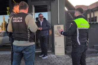 FOTO VIDEO Restaurant din Ovidiu, închis de ANPC: Proprietarul a fugit, iar Horia Constantinescu a chemat poliția WhatsApp Image 2025 03 10 at 17.18.17