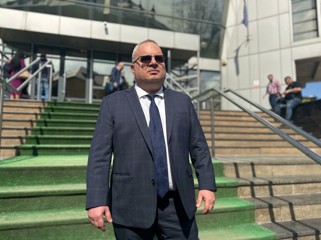 Florin Dulgheru, noul avocat al lui Pascu, spune că prelungirea arestului preventiv s-a dispus NELEGAL WhatsApp Image 2025 03 25 at 11.55.59 1