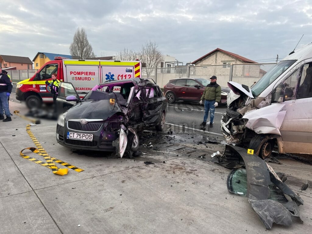 FOTO VIDEO Accident rutier grav la ieșire din Lumina/ Un bărbat a decedat b25bc5a3 55bd 4450 861b 32a39a8770ee