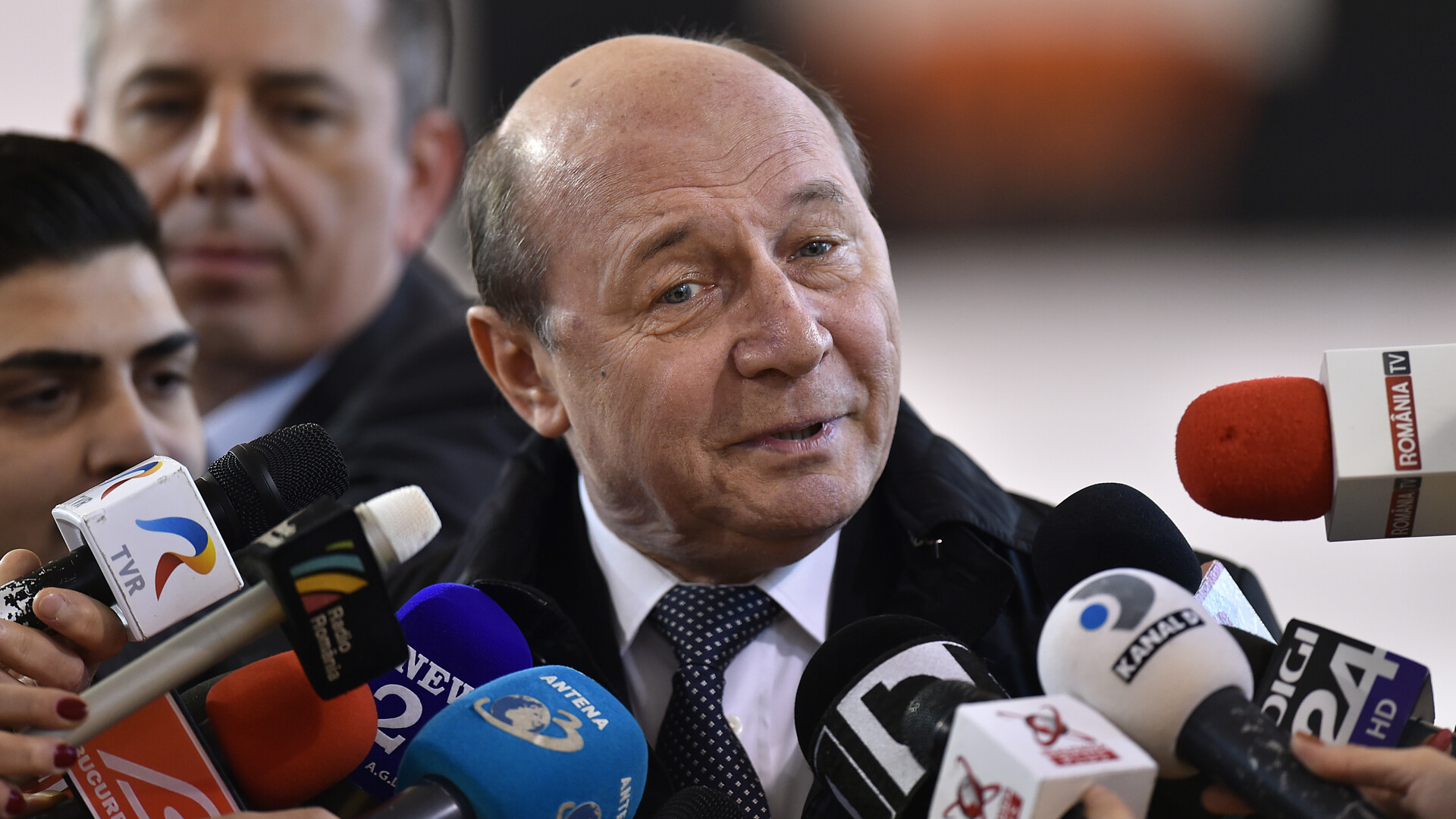 Traian Băsescu: Măcelarul de la Casa Albă slăbește intenționat Ucraina ca Putin să poată lovi nestingherit basescu