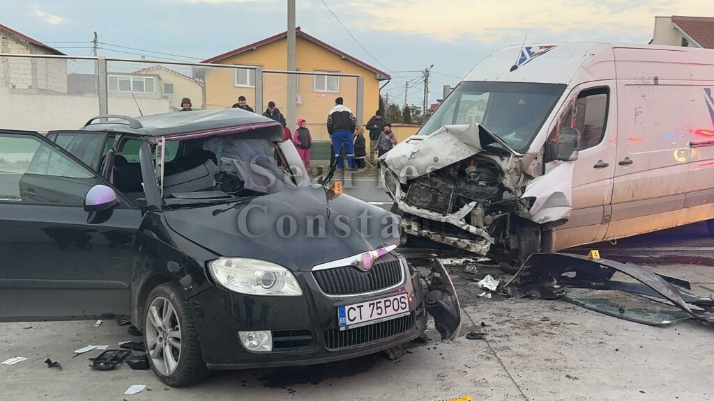 FOTO VIDEO Accident rutier grav la ieșire din Lumina/ Un bărbat a decedat ef6339ea 2344 4358 9df5 cb94f4b7acfd