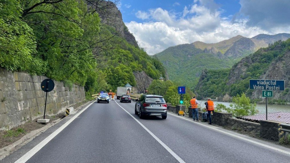 Restricții de trafic pe Valea Oltului, începând de marți, timp de o lună valea oltului