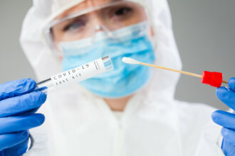 China a publicat un document oficial prin care neagă originea SARS-CoV-2 în Wuhan: „În SUA a apărut mai devreme” 62380065