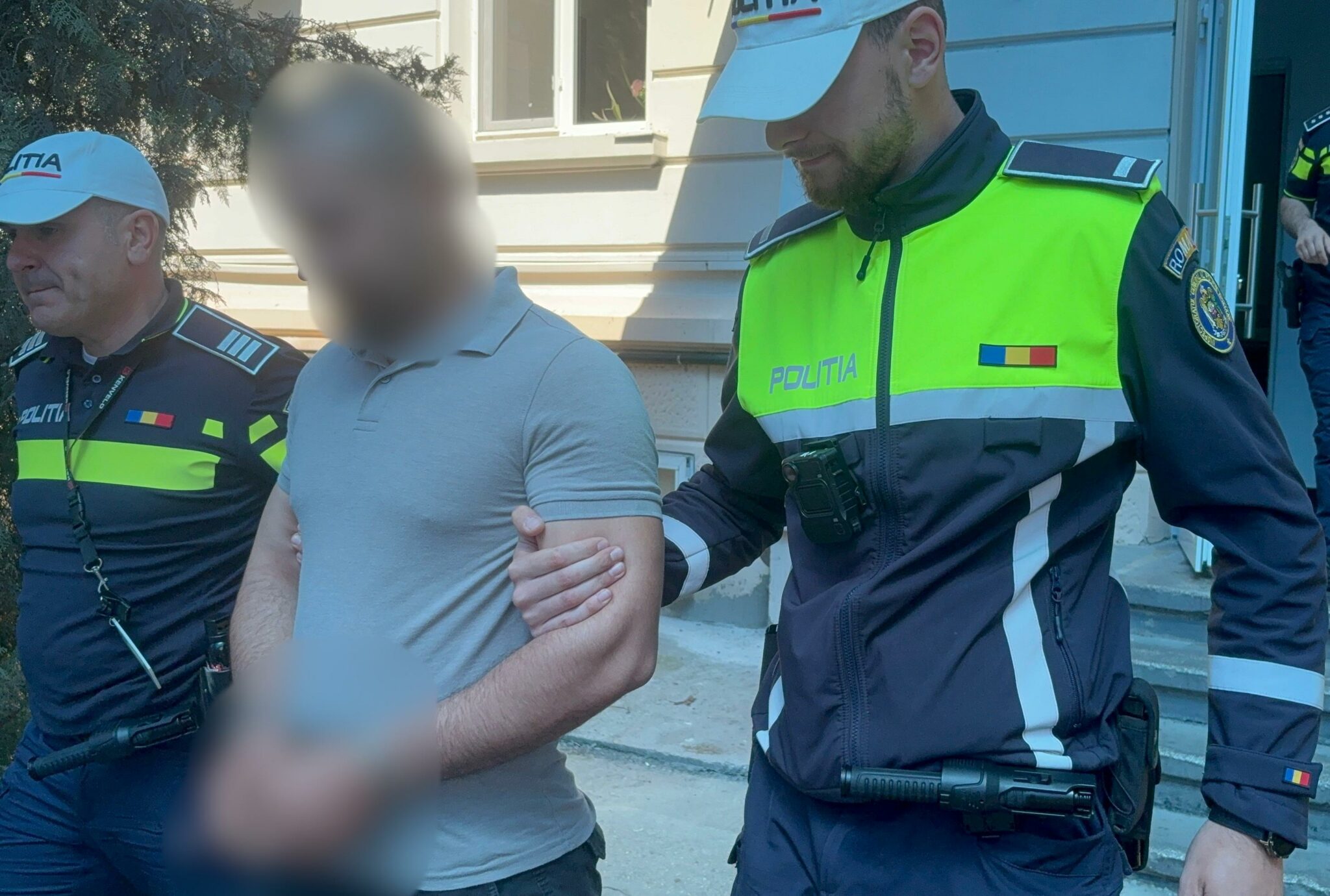 Șofer prins la volan fără permis de conducere/ A fost plasat în arest la domiciliu Imagine WhatsApp 2025 04 23 la 12.15.07 4223a17f