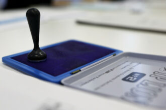 AEP respinge acuzațiile false lansate de AUR în legătură cu procesul de vot MzZjNGJjZDk5Y2JjYjNlODAxZjQwZjhmMWE.thumb