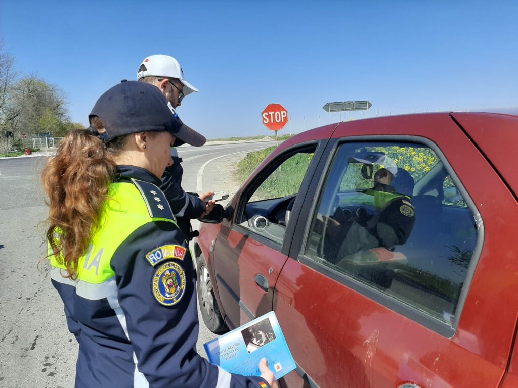 Acțiune de prevenire a accidentelor și a furturilor, în prima zi de Paște WhatsApp Image 2025 04 20 at 12.10.42 1