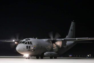 Mai mulți pacienţi din Fâşia Gaza aduși în România au fost transportați în Norvegia cu un avion al MApN avion mapn