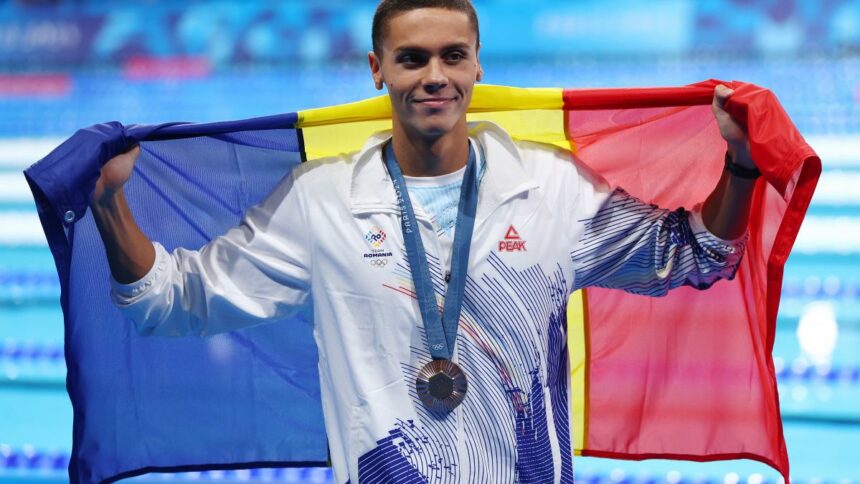 David Popovici a devenit cel mai rapid om din istorie la probele 50, 100 şi 200 m liber david popovici a devenit cel mai rapid om din istorie la probele 50 100 si 200 m liber 964320