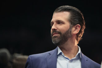 Donald Trump Jr. a ajuns în Bulgaria înainte de vizita în România / Cine îl însoțește în turneul european donald trump jr