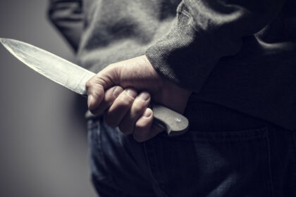Vietnamez înjunghiat la o petrecere în căminul Șantierului Naval din Tulcea/ Agresorul, condamnat la închisoare cu executare injunghiat istock