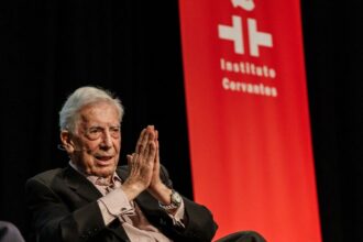 Mario Vargas Llosa, laureat al Premiului Nobel pentru Literatură, a murit la 89 de ani mario vargas llosa laureat al premiului nobel pentru literatura a murit la 89 de ani 964593