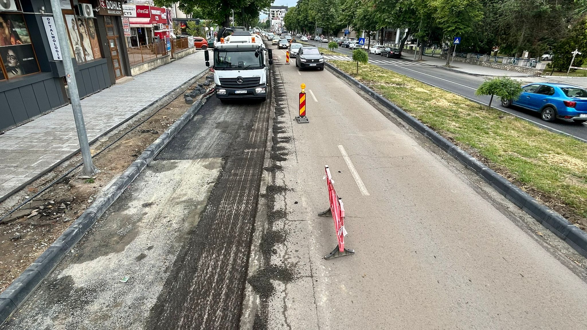 Restricții de trafic rutier pe un tronson al bulevardului Mamaia pentru lucrări de asfaltare 1 1 11