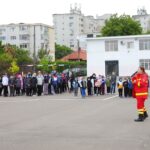 Exercițiu pentru gestionarea unui accident chimic, la Școala Gimnazială Nr. 18 „Jean Bart” 1 10 1