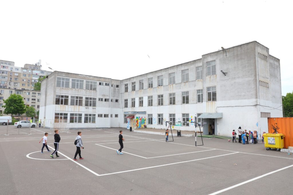 Au început lucrările de modernizare la Școala Gimnazială nr. 37 din Constanța 1 10 3
