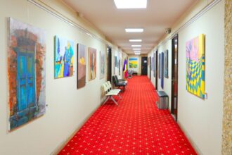 Expoziție de pictură și grafică la Primăria Constanța 1 4 27
