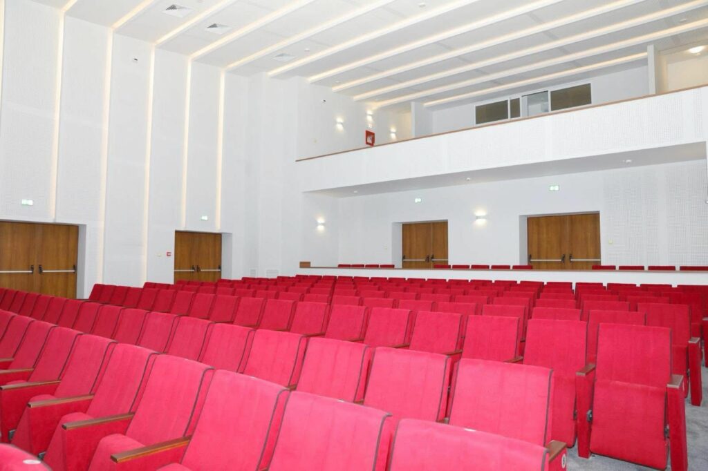 FOTO Lucrările de reabilitare a Teatrului de Stat Constanța au fost finalizate 1 6