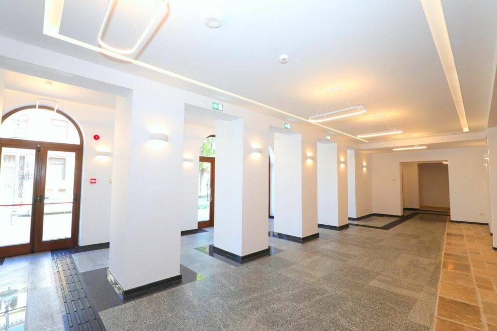 FOTO Lucrările de reabilitare a Teatrului de Stat Constanța au fost finalizate 1 8 1