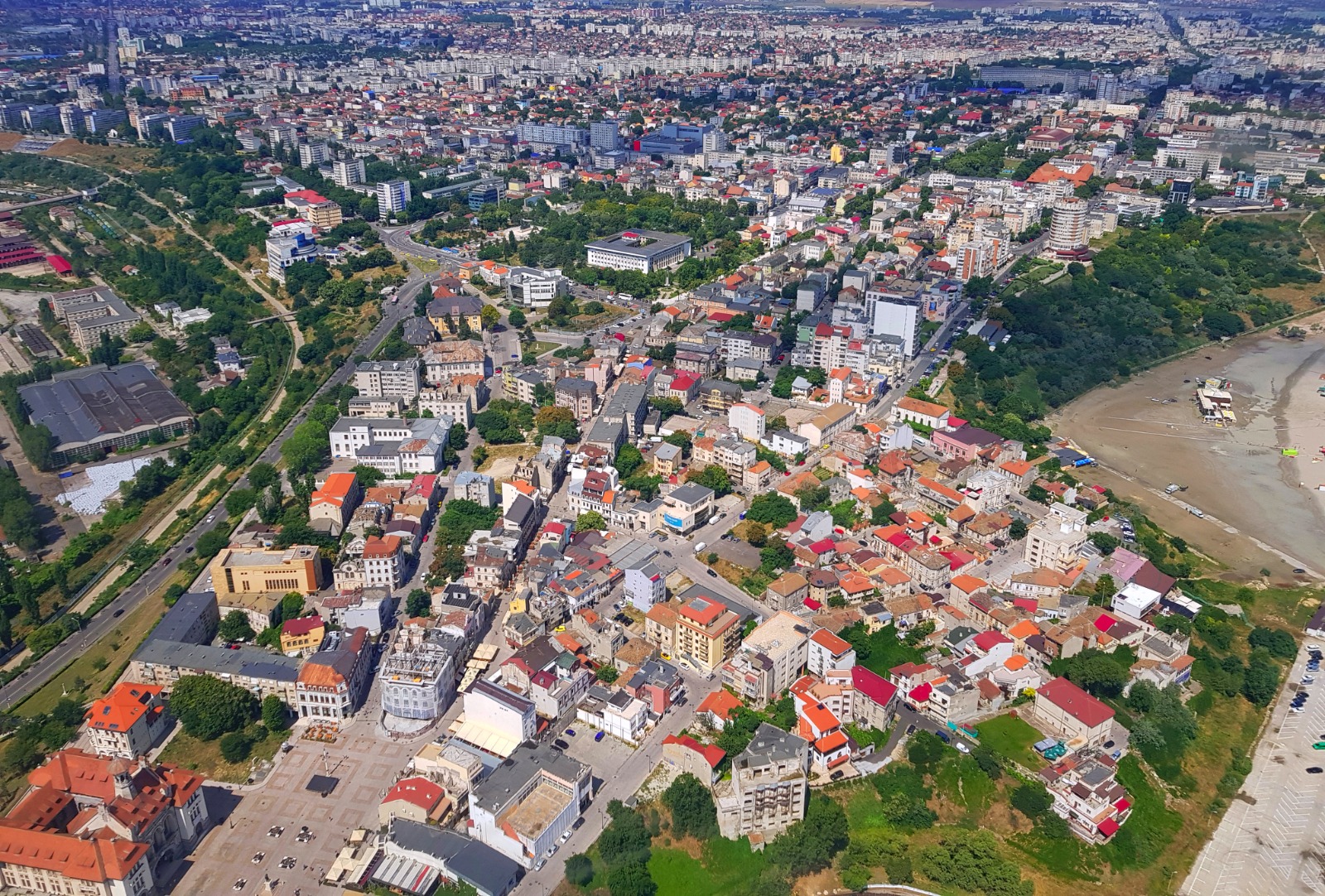 Primăria Constanța solicită aviz de amplasament pentru reabilitarea malului de la Biserica Greacă 1