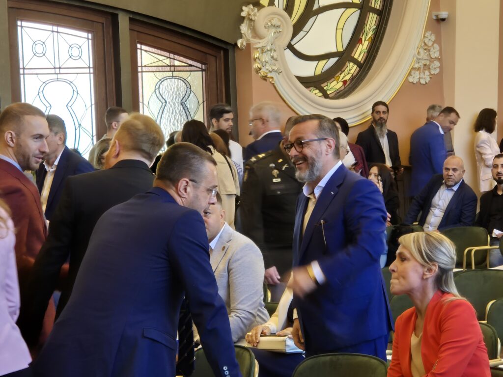 FOTO VIDEO Așteptarea a luat sfârșit! Cazinoul Constanța își deschide porțile publicului 6 FOTO VIDEO Așteptarea a luat sfârșit! Cazinoul Constanța își deschide porțile publicului 1a61dda6 3a62 4c37 9ebb 9f662370e188