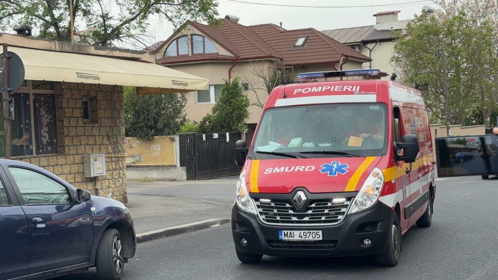 FOTO VIDEO Atac sângeros în Eforie Nord! Un bărbat și-a înjunghiat în gât concubina, după care ar fi încercat să se sinucidă 9 FOTO VIDEO Atac sângeros în Eforie Nord! Un bărbat și-a înjunghiat în gât concubina, după care ar fi încercat să se sinucidă 1c68aee9 a1ec 42c5 85ec 963b73af266a