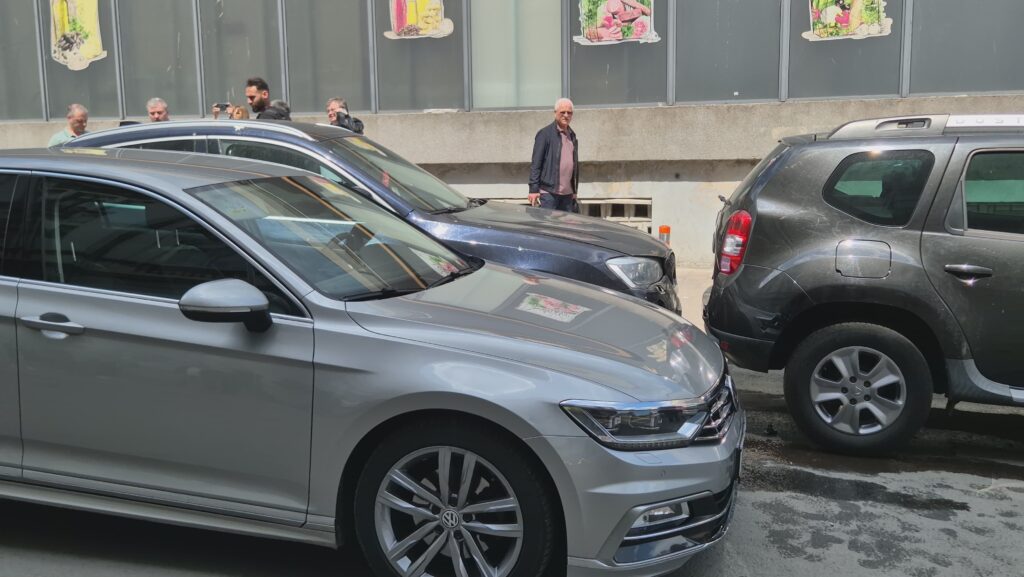 FOTO VIDEO Accident grav cu ȘASE autoturisme, în centrul Constanței/ O victimă este ÎNCARCERATĂ 13 FOTO VIDEO Accident grav cu ȘASE autoturisme, în centrul Constanței/ O victimă este ÎNCARCERATĂ 285350de da9c 4ce9 952e bf24a402decb Copy
