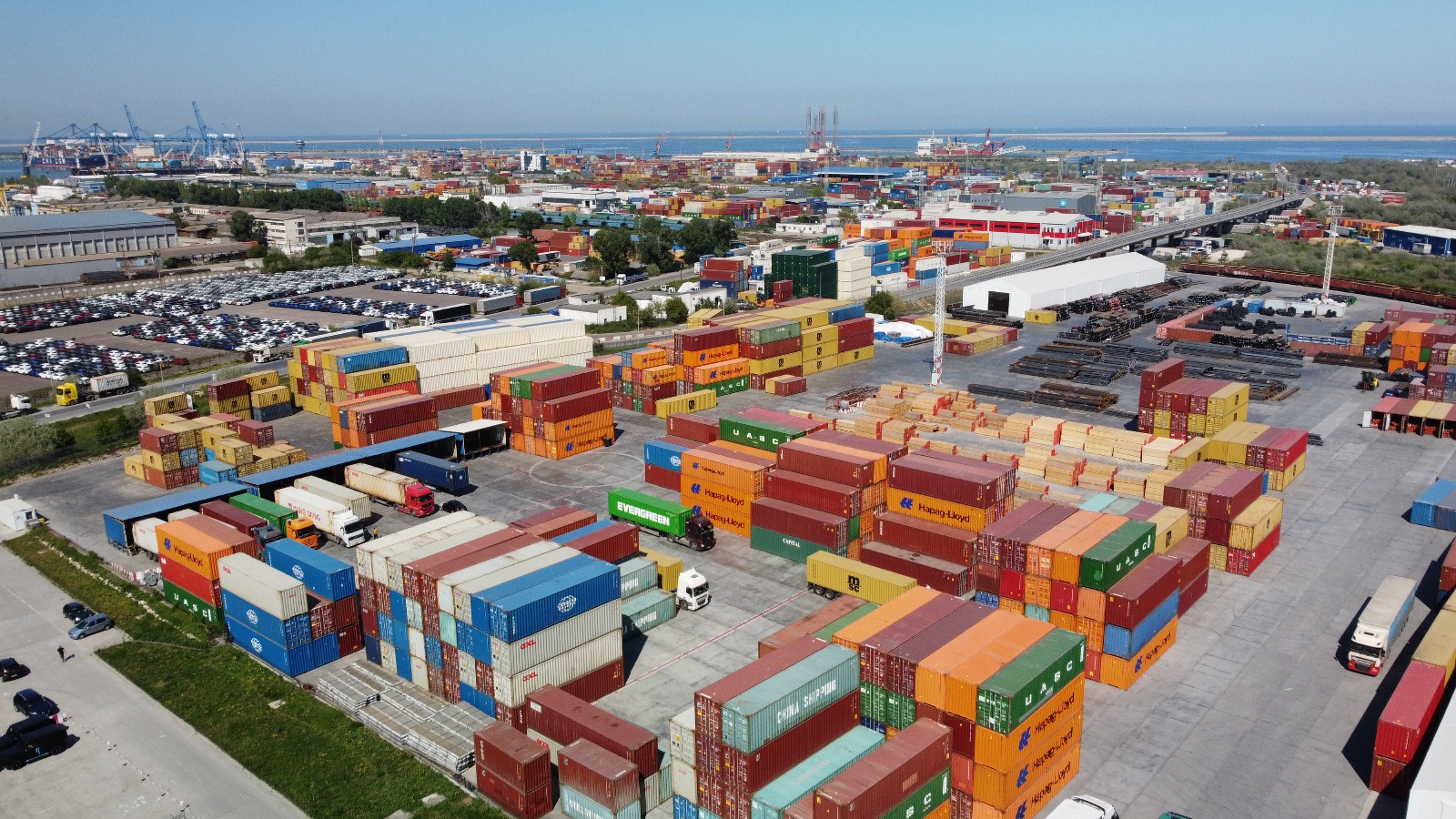 Sute de cartușe de vânătoare din SUA tranzitate ilegal prin Portul Constanța 36fe2e54 d737 44f3 8c9d c56a43906124