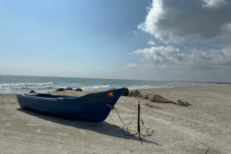 FOTO Din ce în ce mai mulți turiști fug de agitația din Mamaia și aleg litoralul sălbatic din Corbu și Vadu/ Firmele se înmulțesc în zonă 404b7da1 0689 4dec bb41 97a05a1c833f