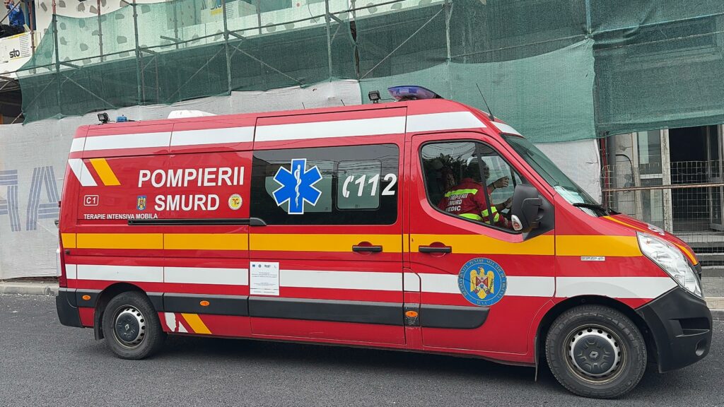 FOTO VIDEO Atac sângeros în Eforie Nord! Un bărbat și-a înjunghiat în gât concubina, după care ar fi încercat să se sinucidă 15 FOTO VIDEO Atac sângeros în Eforie Nord! Un bărbat și-a înjunghiat în gât concubina, după care ar fi încercat să se sinucidă 450366ef 7f25 49c1 891f 687ee7f0a94d