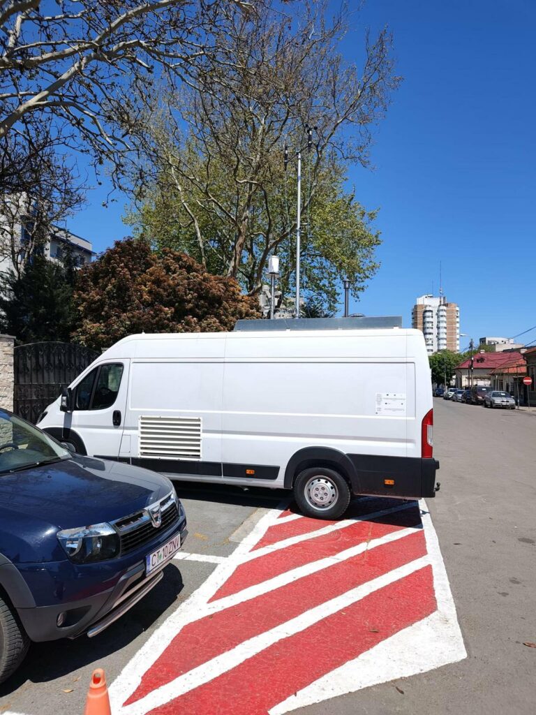 Instituțiile de Mediu, în alertă la Constanța: Mirosul suspect de produse petroliere persistă de câteva zile / Ce semnalează constănțenii 4 Instituțiile de Mediu, în alertă la Constanța: Mirosul suspect de produse petroliere persistă de câteva zile / Ce semnalează constănțenii 493308040 1048841937382356 3423218359691295058 n